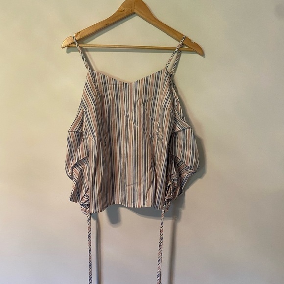 Paper Crane Size Large 100% Cotton Striped Cold Shoulder Top - Picture 3 of 4